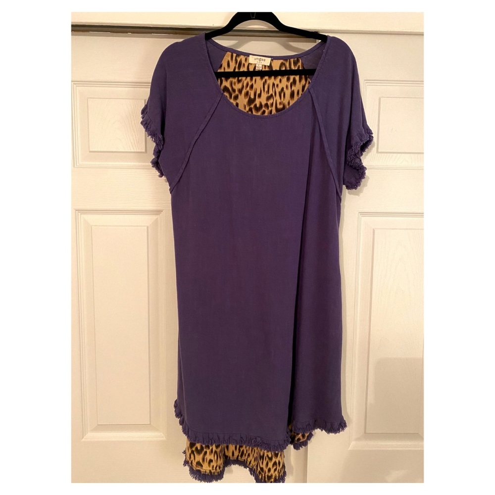 Umgee Leopard Print Hi Lo dress in size large.